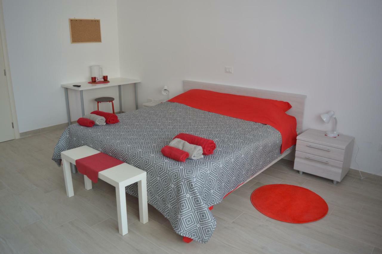 Margherita'S Room Ровінь Екстер'єр фото